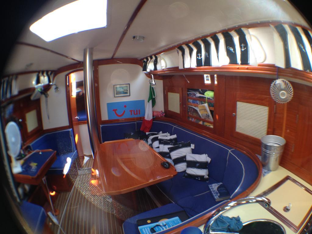 Cavallino Luxury House Boat 外观 照片